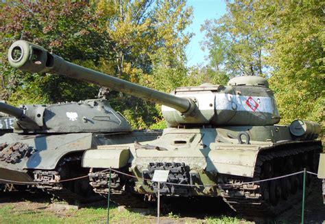 Ciężki czołg IS-2