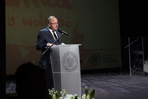 Symboliczne przedstawienie związku zawodowego leśników