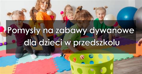Nauczycielka prowadząca zajęcia z dziećmi w przedszkolu