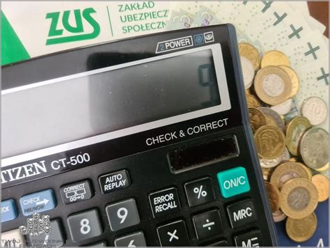 Symbolika pieniędzy i kalkulatora