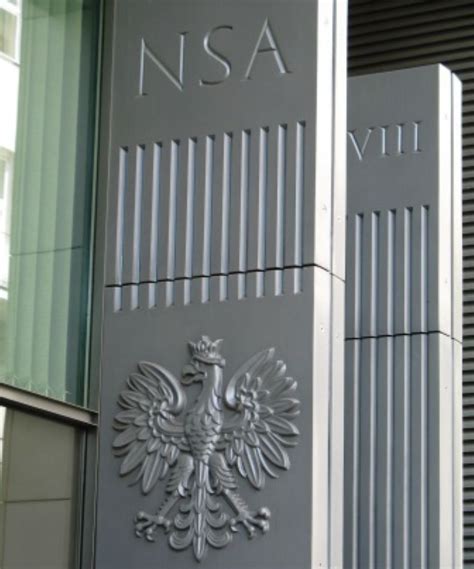 Porównanie odliczenia VAT przy stawce 0% i ZW