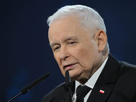 Jarosław Kaczyński z Joachimem Brudzińskim i Czesławem Hochempodczas urlopu