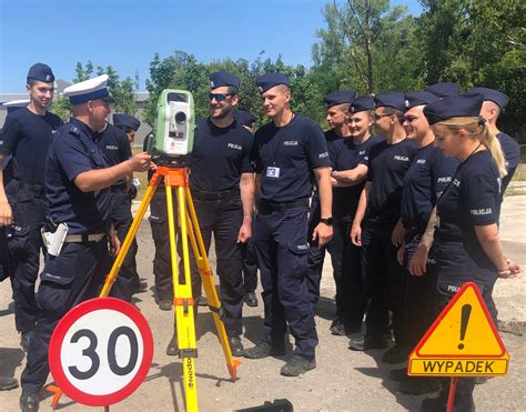 Policjanci podczas szkolenia
