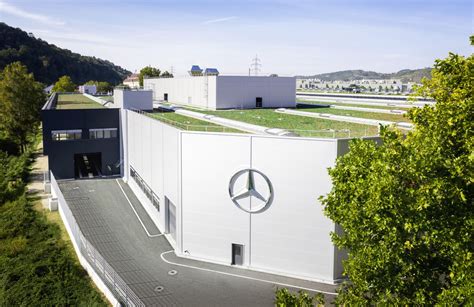 Nowoczesny zakład produkcyjny Mercedes-Benz w Jaworze