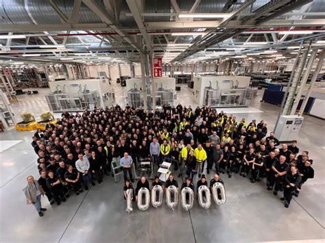 Przykładowi stażyści Mercedes-Benz Manufacturing Poland i ich ścieżki kariery