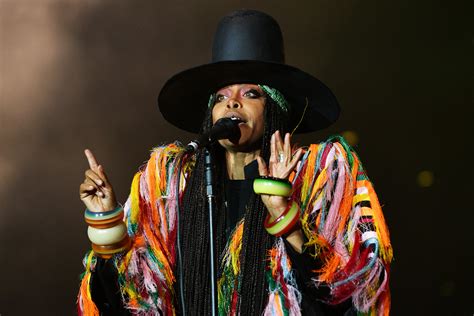 Erykah Badu na scenie