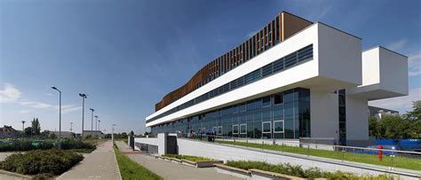 Budynek główny Akademii Wychowania Fizycznego i Sportu w Gdańsku