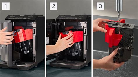 czyszczenie grupy zaparzającej ekspresu kolbowego